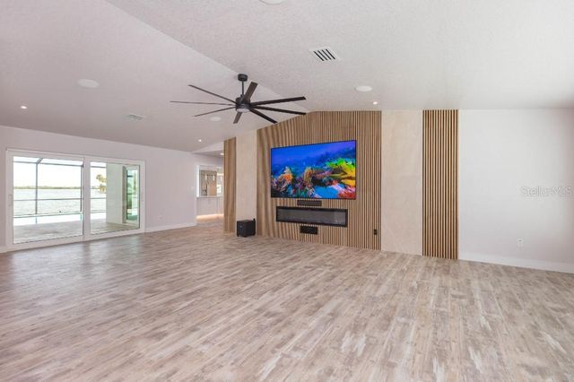 306 BUTTONWOOD LANE, Largo, FL 33770