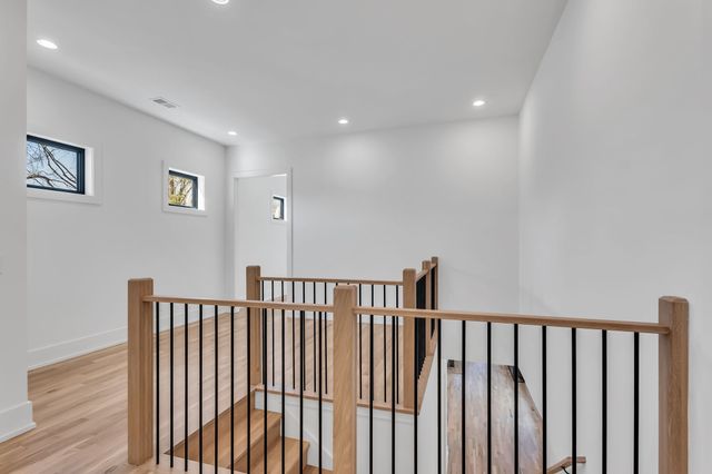 3806 Harding Pl, Nashville, TN 37215