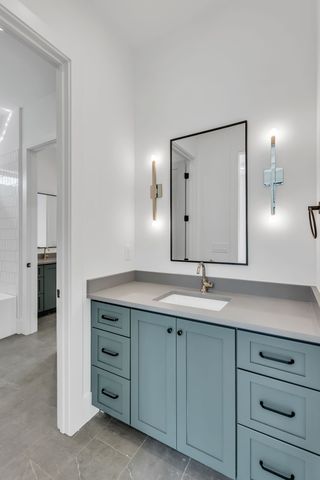 3806 Harding Pl, Nashville, TN 37215