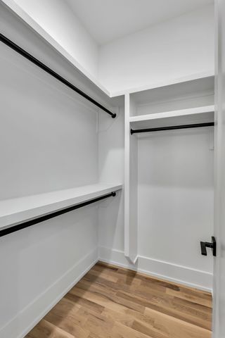 3806 Harding Pl, Nashville, TN 37215