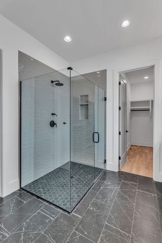 3806 Harding Pl, Nashville, TN 37215