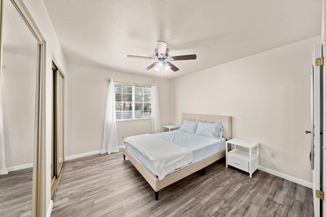 7579 Sunmore Ln, Sacramento, CA 95828