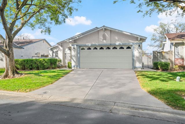 7579 Sunmore Ln, Sacramento, CA 95828