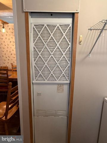 1 CHAPEL DR, Lewistown, PA 17044