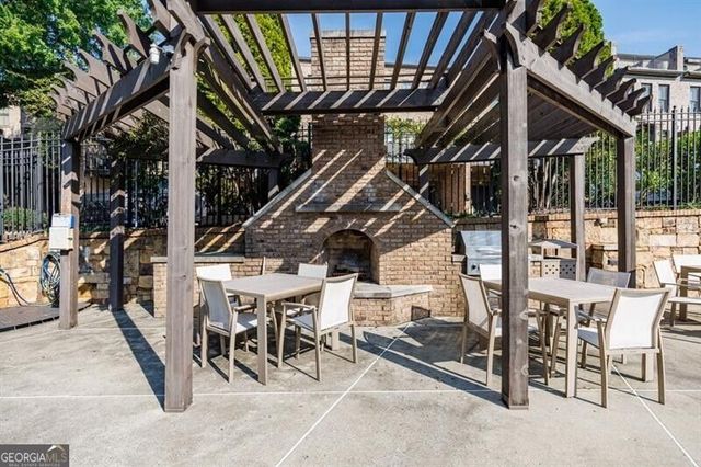 3574 Roswell Road NW, Atlanta, GA 30305