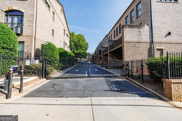 3574 Roswell Road NW, Atlanta, GA 30305