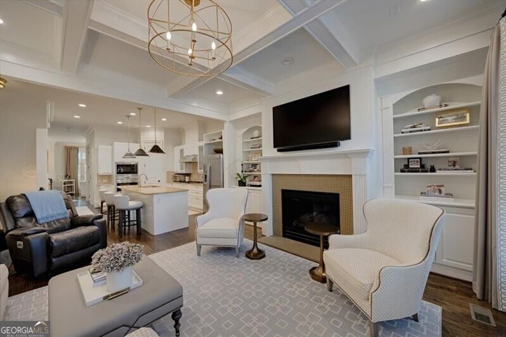 3574 Roswell Road NW, Atlanta, GA 30305