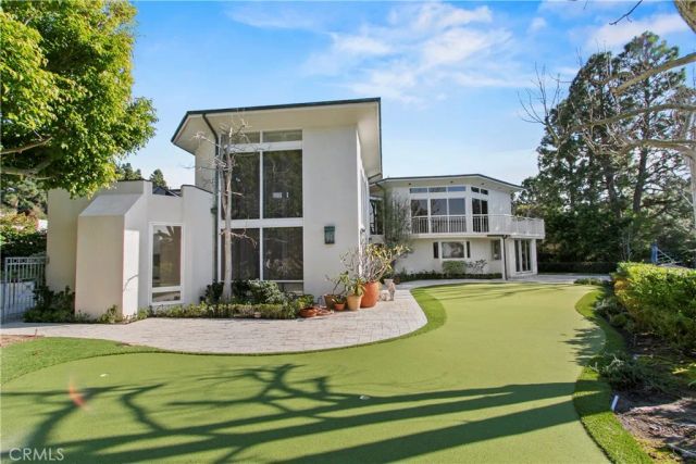 2 Inverness Lane, Newport Beach, CA 92660