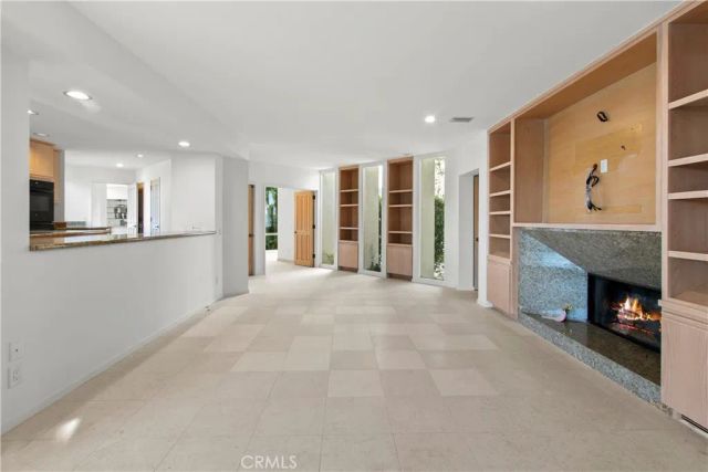 2 Inverness Lane, Newport Beach, CA 92660