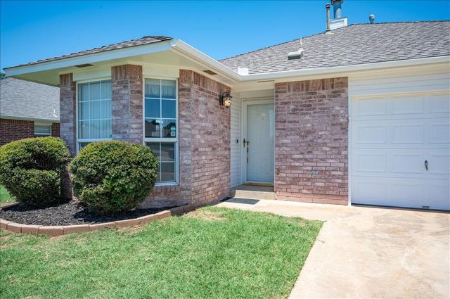 337 W Chantilly Way, Mustang, OK 73064