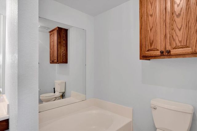 337 W Chantilly Way, Mustang, OK 73064