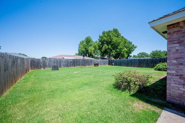 337 W Chantilly Way, Mustang, OK 73064