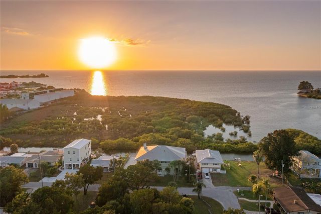 14441 BIRCH STREET, Hudson, FL 34667