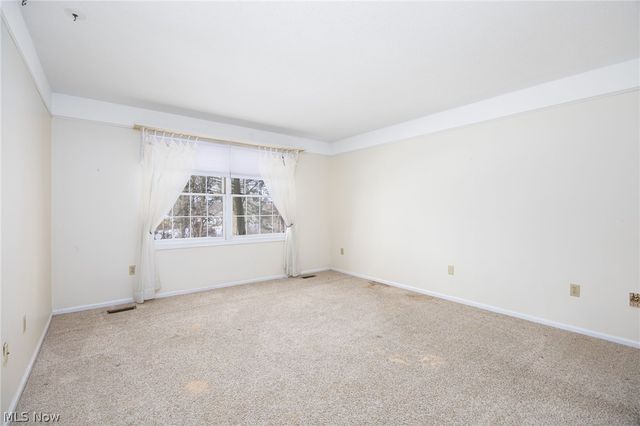 1605 Chapman Way 14, Broadview Heights, OH 44147