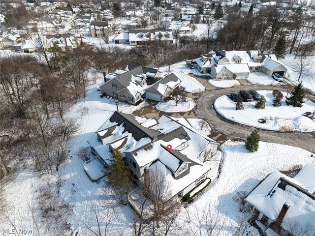 1605 Chapman Way 14, Broadview Heights, OH 44147