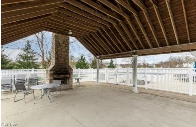 1605 Chapman Way 14, Broadview Heights, OH 44147