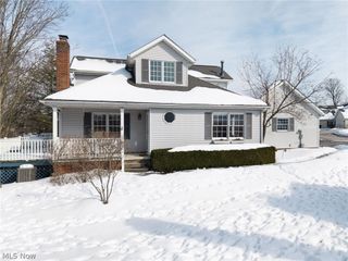 1605 Chapman Way 14, Broadview Heights, OH 44147