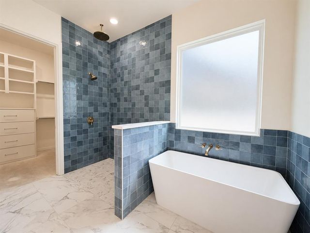 3032 Fountain Creek Drive, Edmond, OK 73034