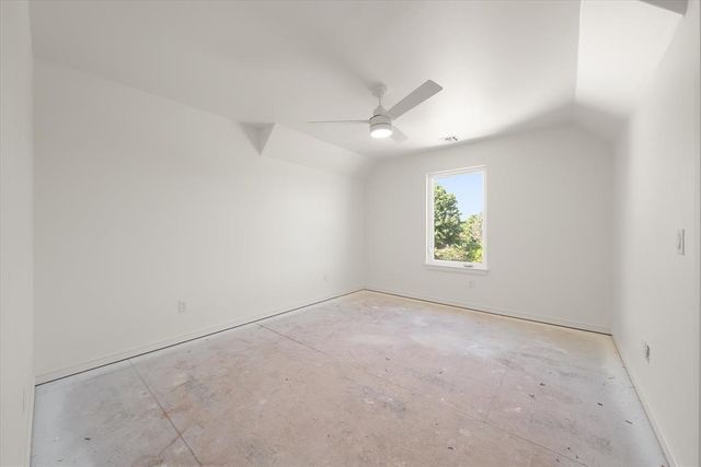 3032 Fountain Creek Drive, Edmond, OK 73034