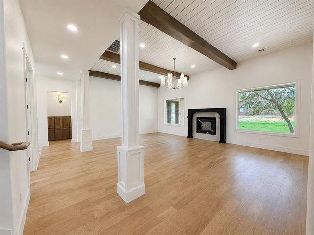 3032 Fountain Creek Drive, Edmond, OK 73034