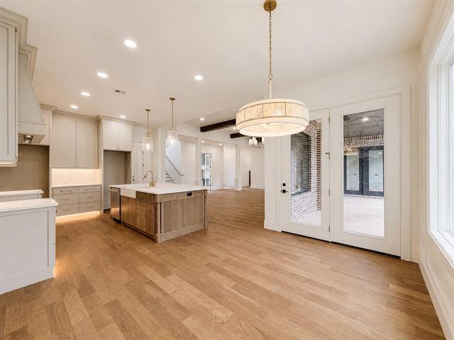 3032 Fountain Creek Drive, Edmond, OK 73034