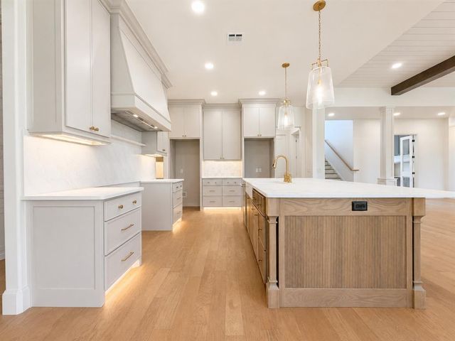 3032 Fountain Creek Drive, Edmond, OK 73034