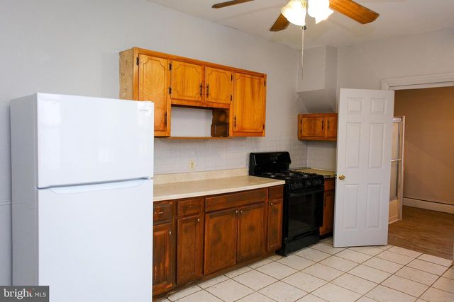 225 W FRONT ST, York, PA 17404