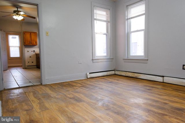 225 W FRONT ST, York, PA 17404