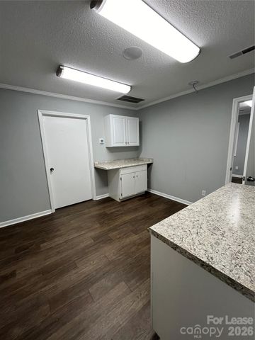 418 S South Street, Gastonia, NC 28052