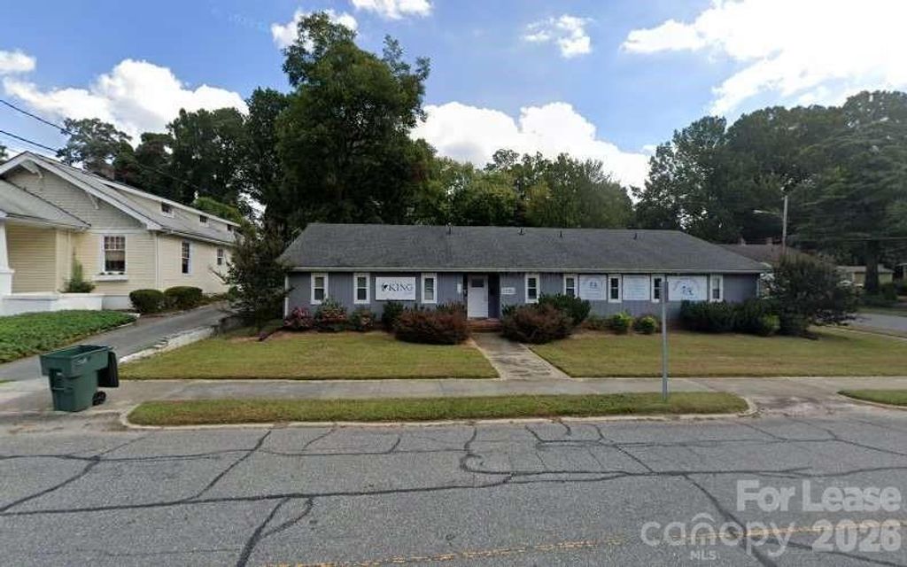 418 S South Street, Gastonia, NC 28052