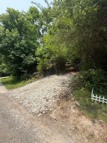 0 Roberts Ridge Rd, Manchester, TN 37355