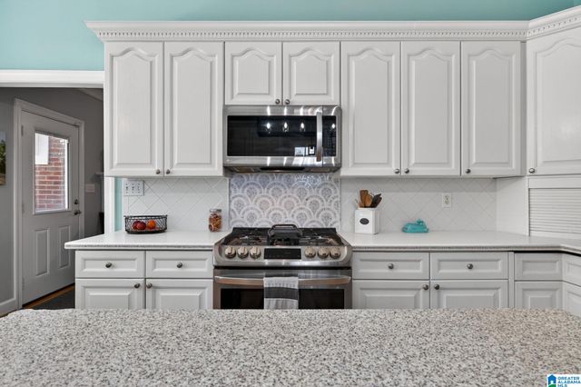 124 KINGSLEY ROAD, Alabaster, AL 35007