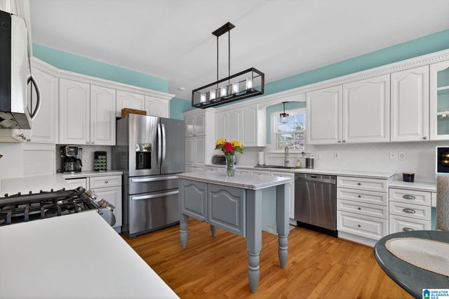 124 KINGSLEY ROAD, Alabaster, AL 35007