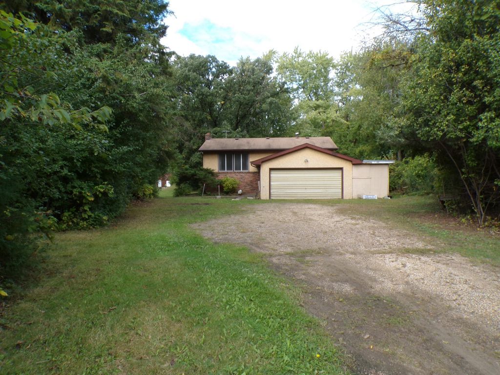 12235 S Robert Trail, Rosemount, MN 55068