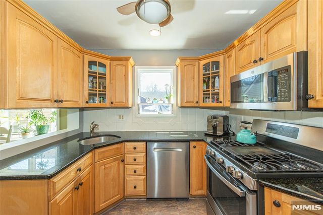 63 Ramapo Road, West Milford, NJ 07421