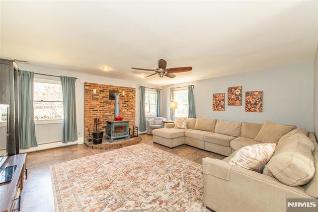 63 Ramapo Road, West Milford, NJ 07421