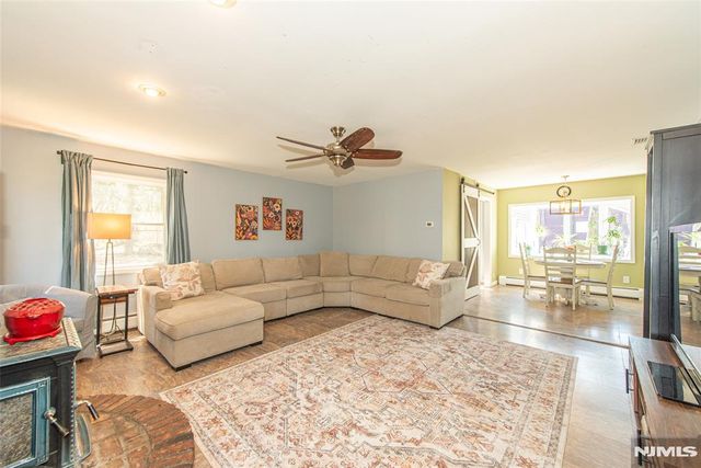 63 Ramapo Road, West Milford, NJ 07421