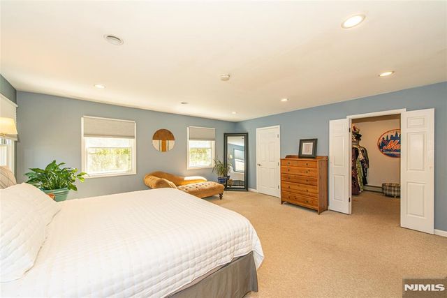 63 Ramapo Road, West Milford, NJ 07421
