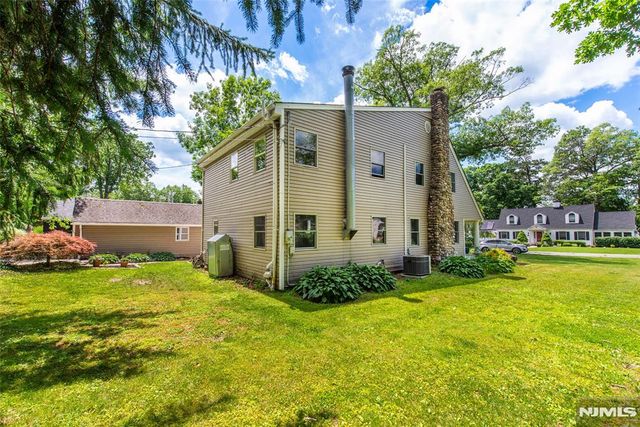 63 Ramapo Road, West Milford, NJ 07421