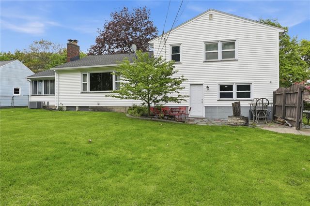 108 Thurlow Avenue, Irondequoit, NY 14609