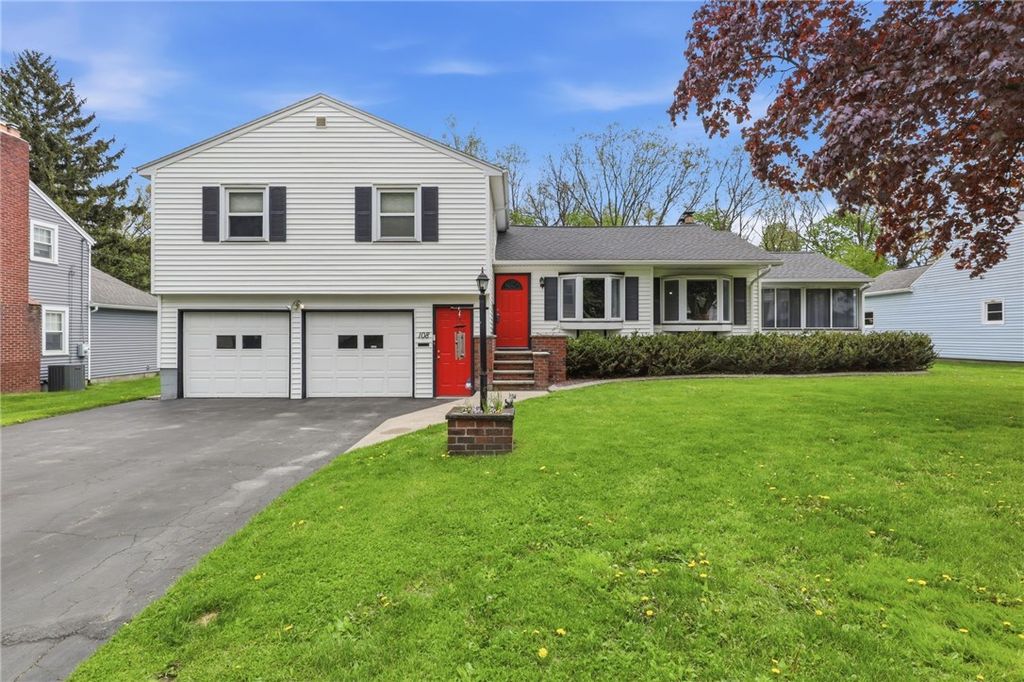 108 Thurlow Avenue, Irondequoit, NY 14609