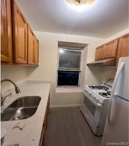 651 vermont st 2R, Brooklyn, NY 11207