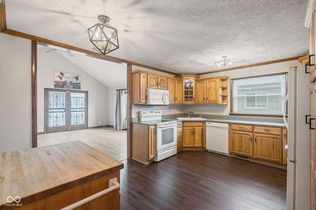 513 Park Drive, Greenwood, IN 46143