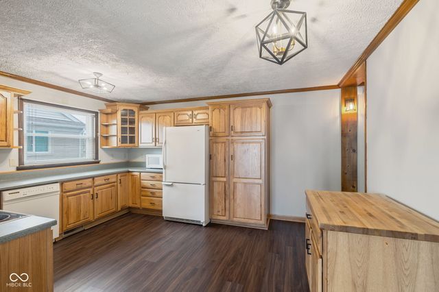 513 Park Drive, Greenwood, IN 46143