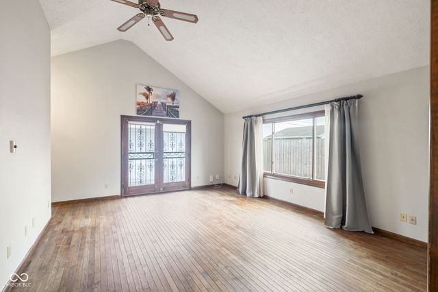 513 Park Drive, Greenwood, IN 46143