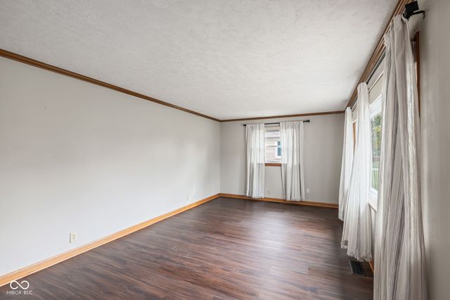 513 Park Drive, Greenwood, IN 46143