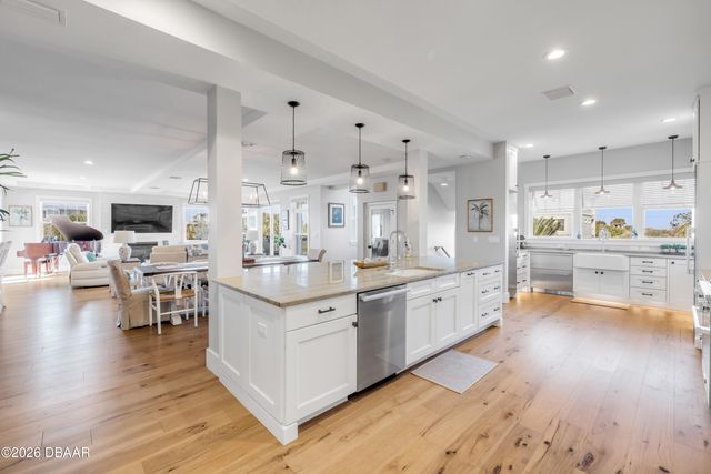 1 Mar Azul N, Ponce Inlet, FL 32127