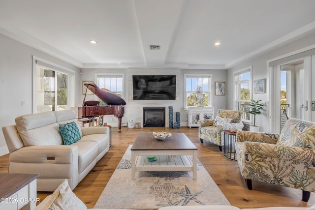 1 Mar Azul N, Ponce Inlet, FL 32127