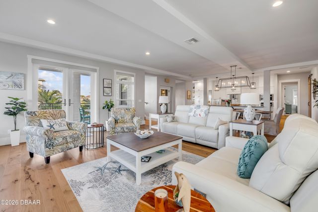 1 Mar Azul N, Ponce Inlet, FL 32127