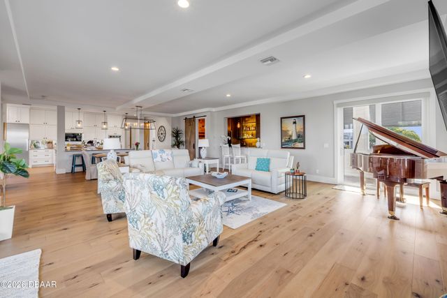 1 Mar Azul N, Ponce Inlet, FL 32127